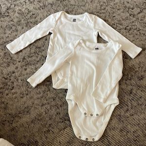 Tea white onesies